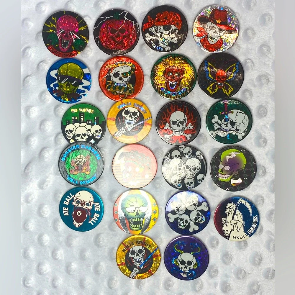 POGs Lot of 42 Skulls with Foil 1990’s - Picture 1 of 14